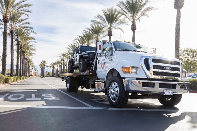 Lifesavers Towing