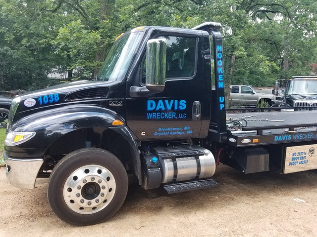 Davis Wrecker LLC