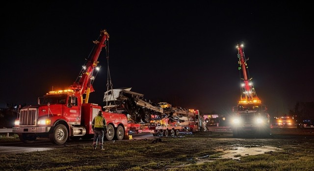 Texans Crown Towing - Heavy Duty & Recovery