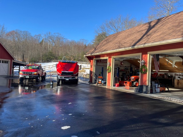 Danny's Roadside Assistance & Towing