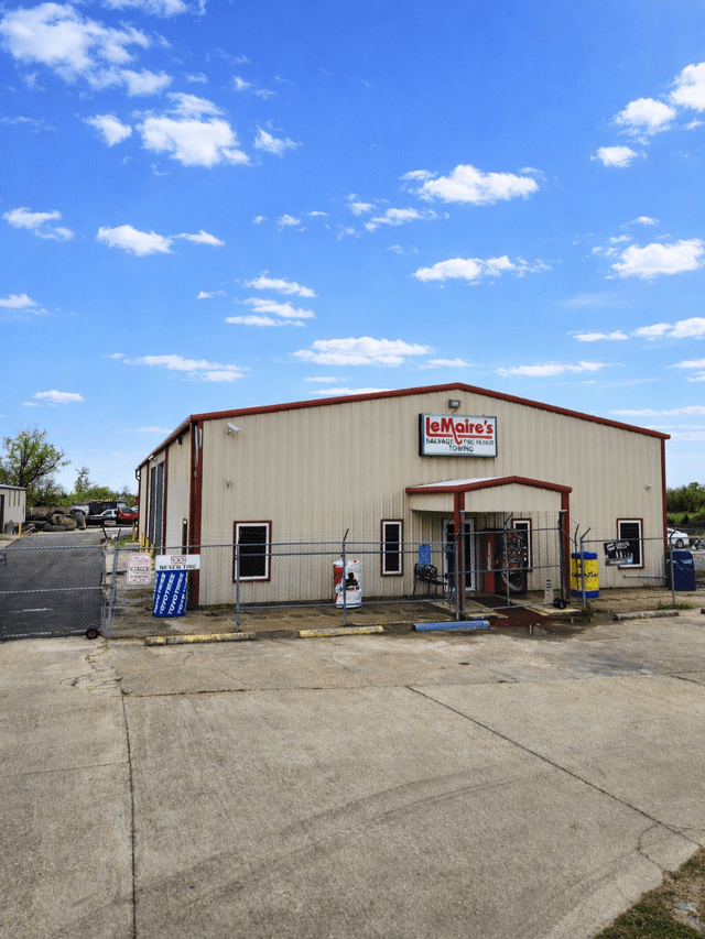 Lemaires Towing Salvage and Tire repair