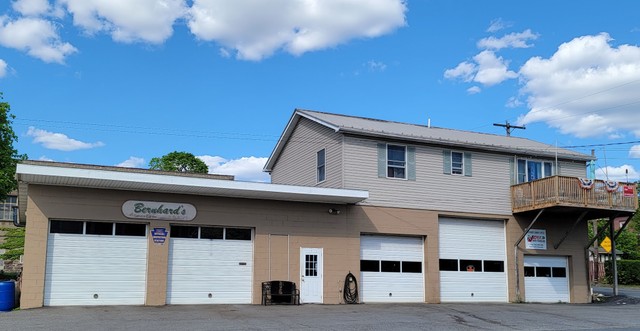 Bernhard's Service Center