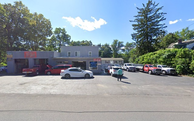 Danny's Auto & Towing
