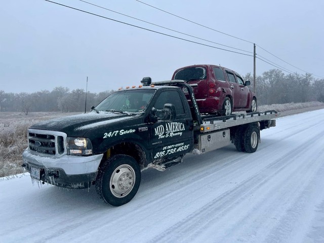 Mid America Tow LLC
