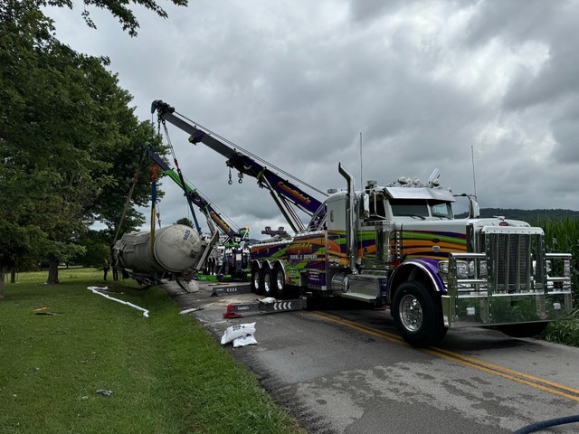 Candido’s Towing & Repair