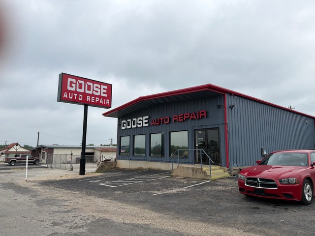 Goose Auto Repair- Castroville