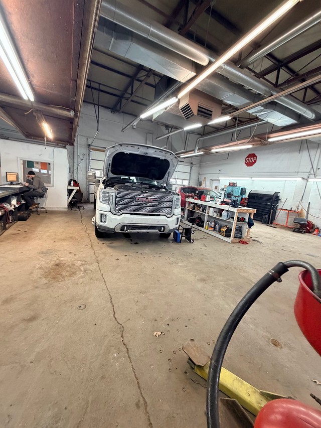 Grady’s Garage