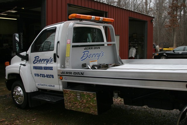 Berry's Wrecker Services