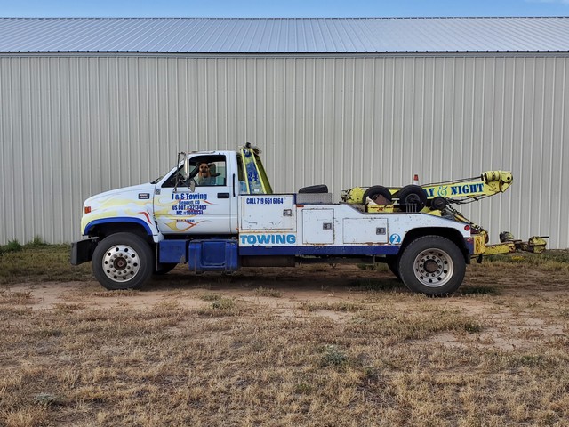 J&S Towing