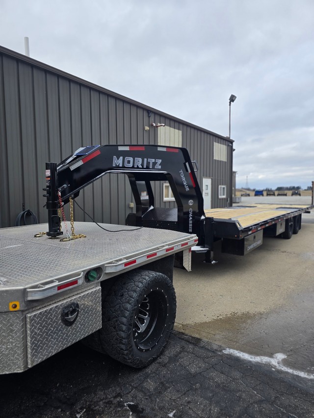 Custom Cabs & Trailers