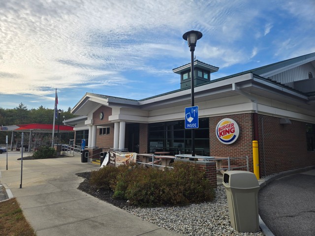 Gray Service Plaza