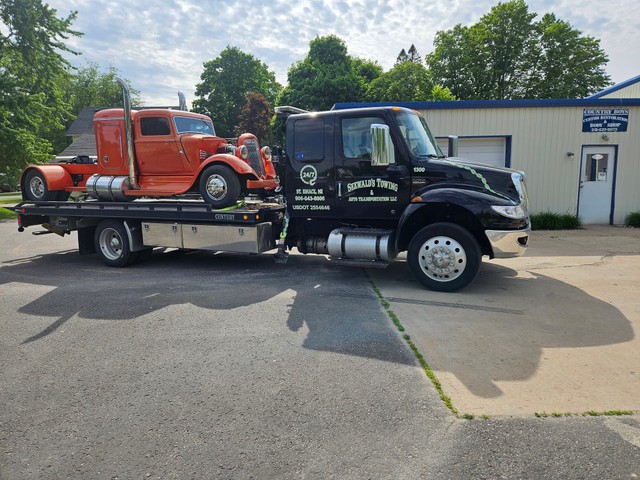 Seewald's Towing & Auto Transportation LLC