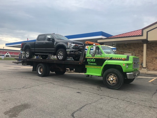 Rob's Towing & Fabricating. LLC
