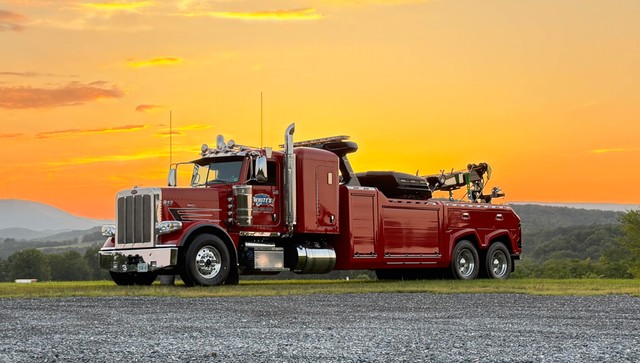 White's Towing & Recovery