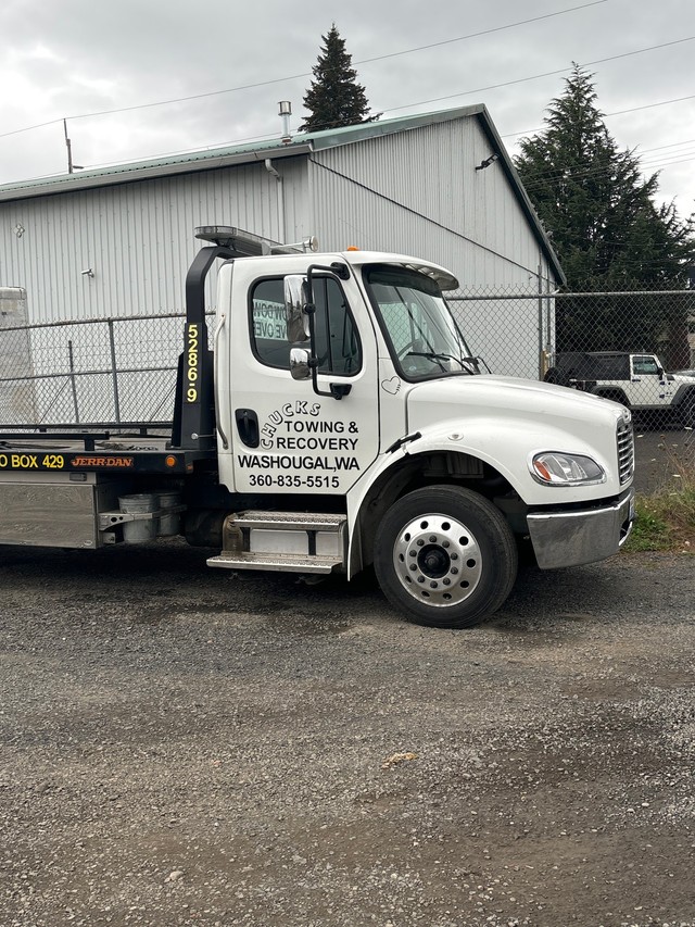 Chucks Towing & Recovery LLC