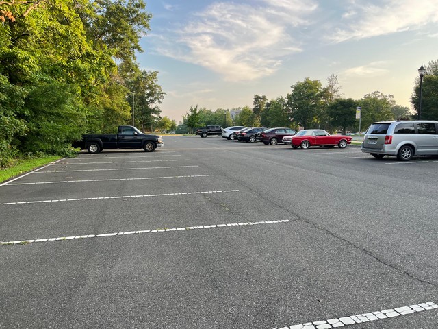 Vehicle Resale Lot