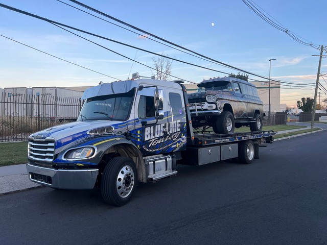 Blue Line Towing
