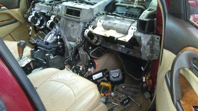 Mullins Auto Center
