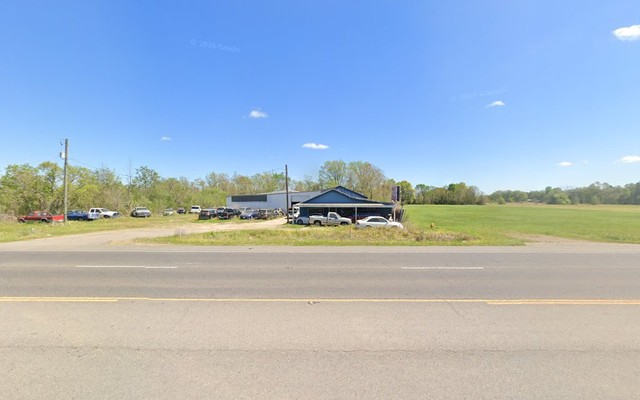 Mike's Auto Sales & Towing