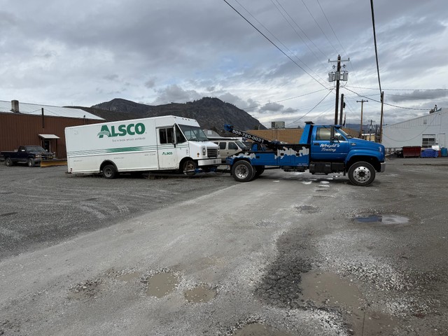 Wright’s Towing