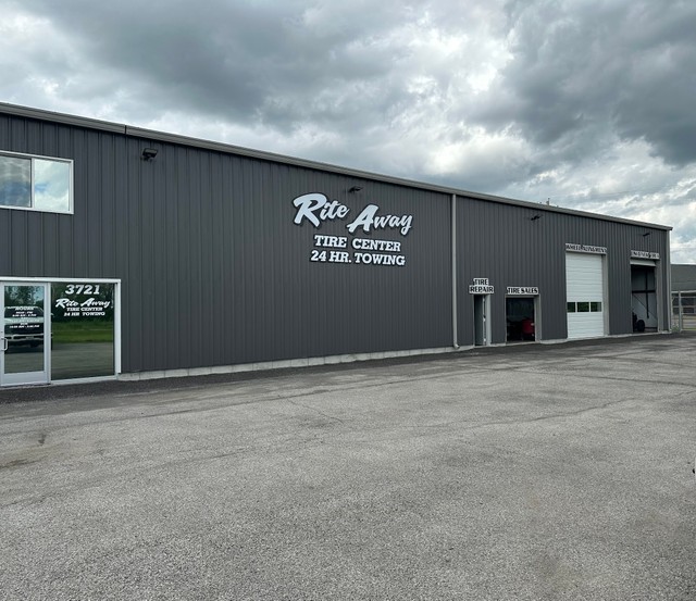 Rite Away Towing And Hauling LLC