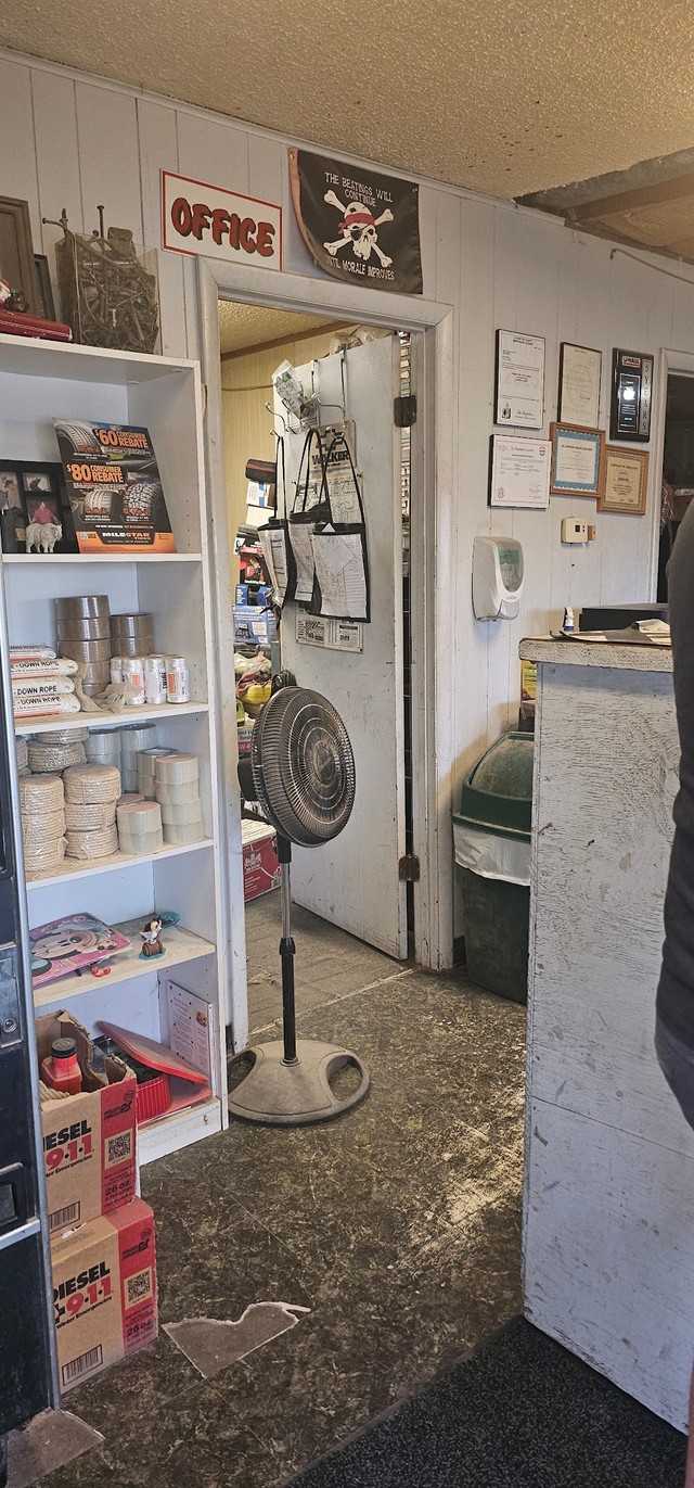 Walker Tire-Truck & Tow Services