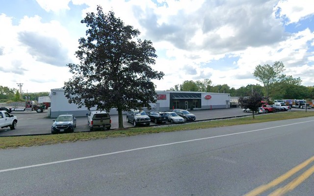 The Peterbilt Store - New England [Fitchburg]