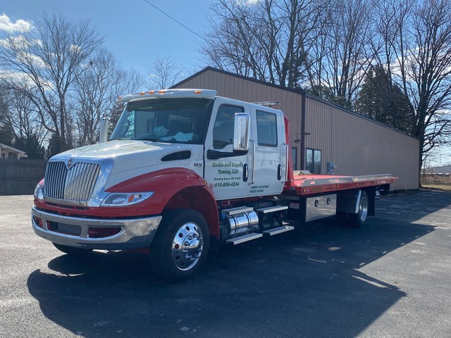 Rickie and Angel's Towing, LLC