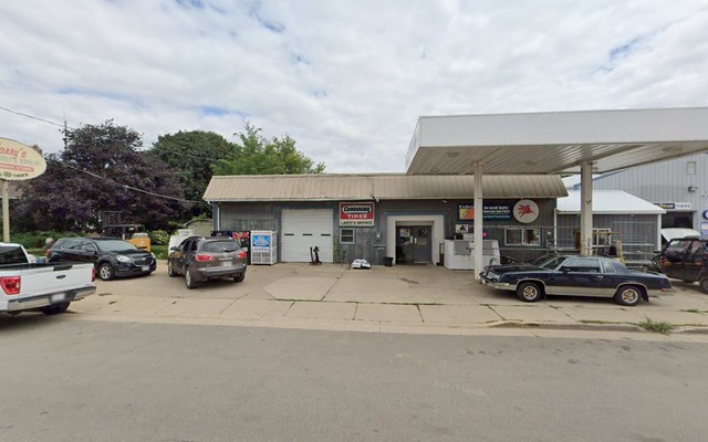 Larry's Towing LLC