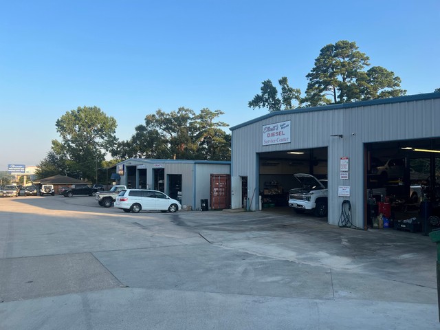 Elliott's Auto Repair & Diesel Specialist