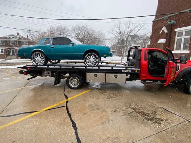 Cantrell's Towing (Formerly Berg's Towing)