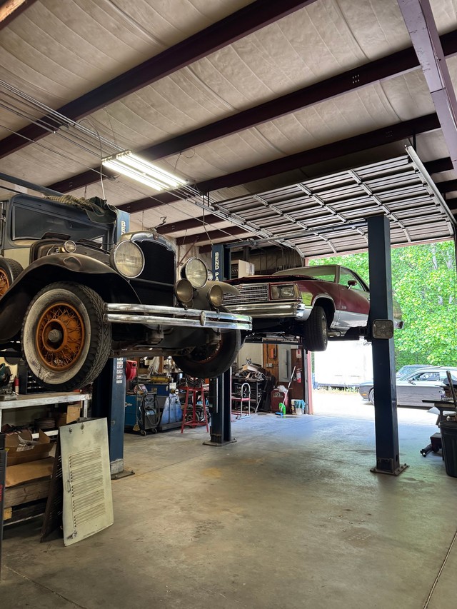 D & B Automotive Services