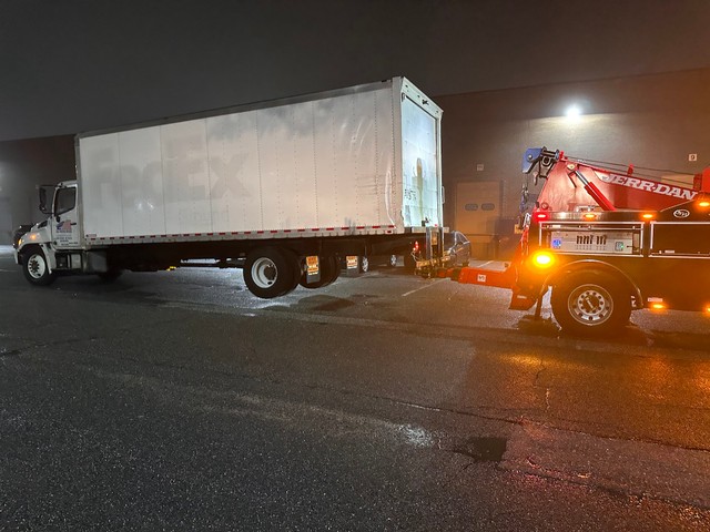 Double J Towing & Transport