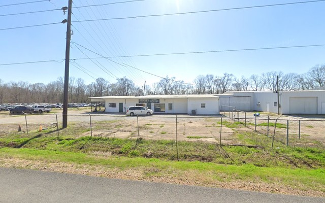 Henry's Auto Salvage