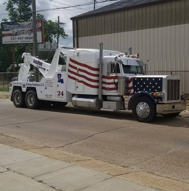 Bayou Wrecker & Towing