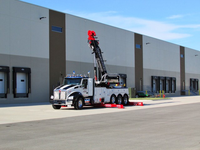 Suburban Towing & Recovery