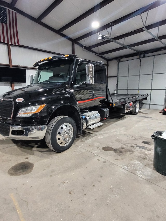 Clinton Wrecker Towing and Recovery