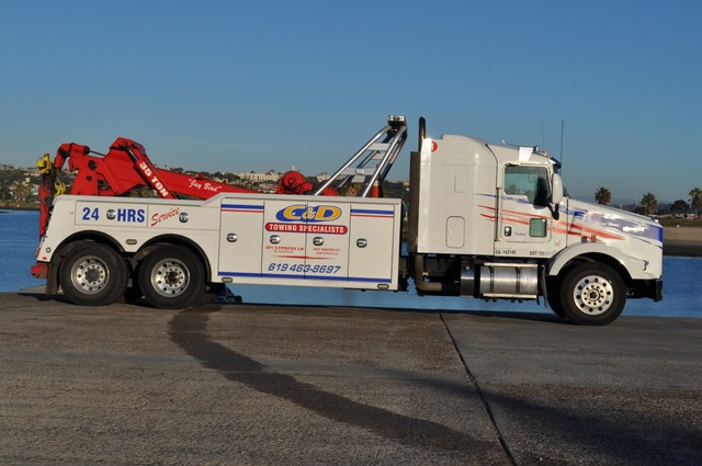 C & D Towing