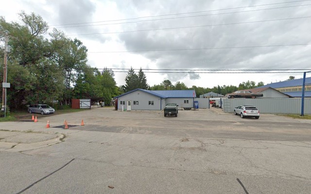 Pete's 906 Auto Salvage