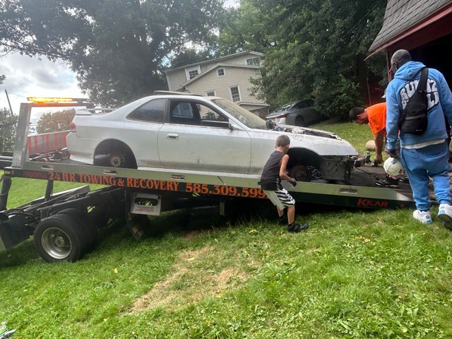 Juliano's Towing & Auto Recycling