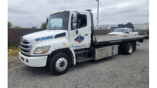 J & J Towing