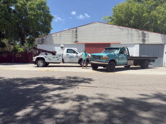 Barefoot Towing