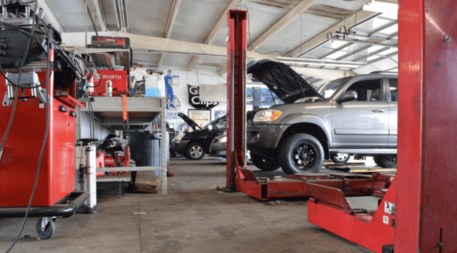 Sarks Automotive
