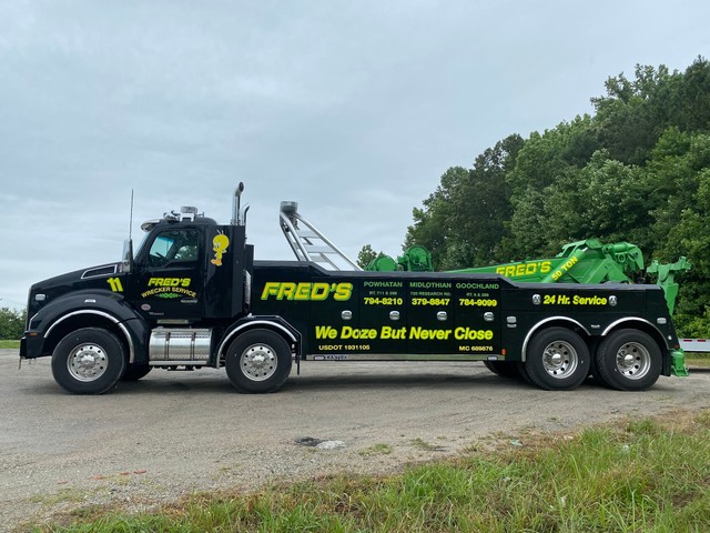 Fred's Wrecker Service LLC