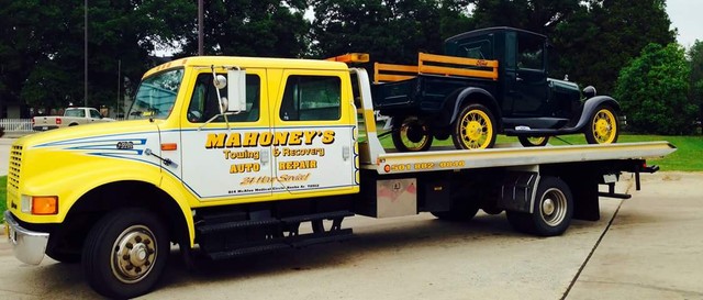 Mahoney's Towing