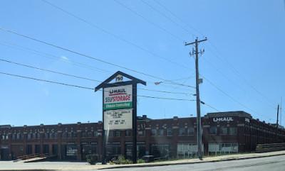 In Door Auto Parts, Akron, Ohio