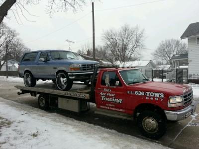 Rob's Act Fast Towing, Rockford, Illinois