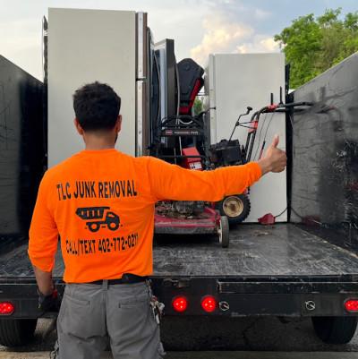TLC Junk Hauling and Yard Waste Removal Of Omaha