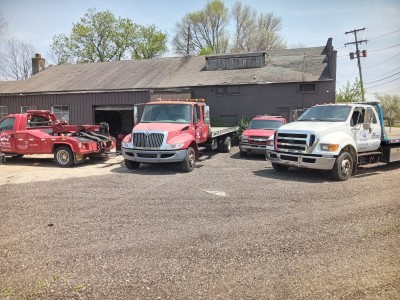 Happy's Towing
