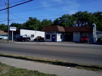 Vern's Collision and Glass Inc, Flint, Michigan